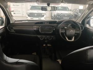 Toyota Hilux 2.4 GD-6 RB SRD/C - Image 6