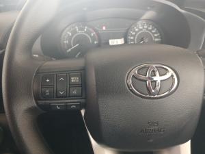 Toyota Hilux 2.4 GD-6 RB SRD/C - Image 9