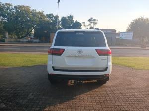 Toyota Landcruiser 300 V6 3.3D GX-R - Image 5