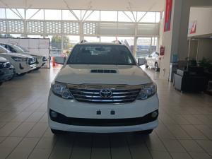 Toyota Fortuner 3.0D-4D Raised Body automatic - Image 4