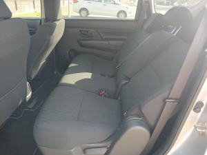 Toyota Rumion 1.5 S - Image 9