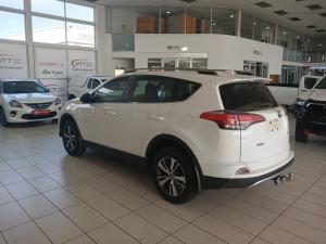 Toyota RAV4 2.0 GX automatic - Image 21