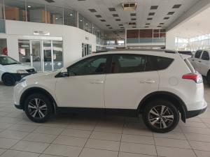 Toyota RAV4 2.0 GX automatic - Image 22