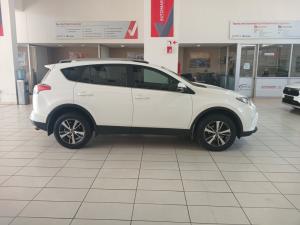 Toyota RAV4 2.0 GX automatic - Image 3