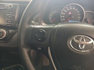 Toyota RAV4 2.0 GX automatic - Image 9