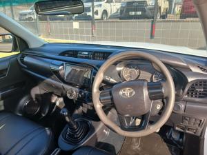 Toyota Hilux 2.4 GD SS/C - Image 6