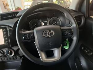 Toyota Hilux 2.4 GD-6 RB RaiderE/CAB - Image 8