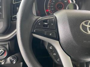 Toyota Vitz 1.0 XR AMT - Image 9
