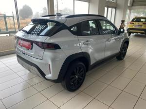 Toyota Starlet Cross 1.5Xs - Image 2