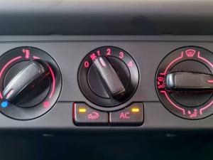Volkswagen Polo Vivo 1.4 - Image 9