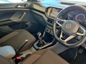 Volkswagen T-CROSS 1.0 TSI Comfortline - Image 4