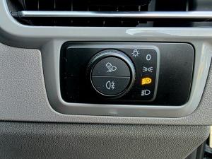 Volkswagen Transporter Kombi 2.0TDi Life automatic - Image 12