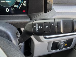 Volkswagen Transporter Kombi 2.0TDi Life automatic - Image 19