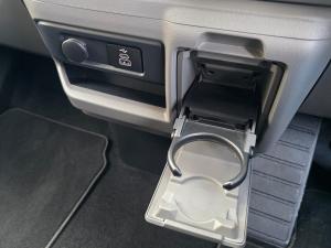Volkswagen Transporter Kombi 2.0TDi Life automatic - Image 7