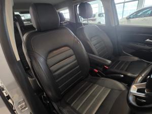 Renault Duster 1.5 dCI Prestige EDC - Image 14
