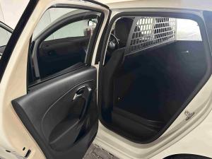 Volkswagen Polo Vivo 1.4 XpressP/V - Image 12