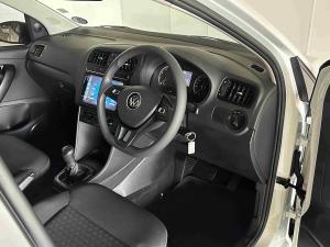 Volkswagen Polo Vivo 1.4 XpressP/V - Image 8