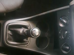 Volkswagen Polo Vivo 1.4 Trendline - Image 15