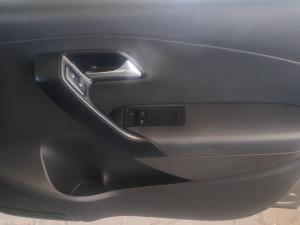 Volkswagen Polo Vivo 1.4 Trendline - Image 16