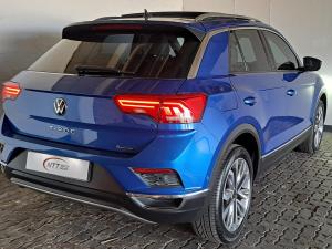 Volkswagen T-ROC 2.0 TSI Design 4MOT DSG - Image 2