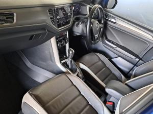 Volkswagen T-ROC 2.0 TSI Design 4MOT DSG - Image 6