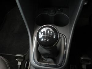 Volkswagen Polo Vivo 1.4 Life - Image 16