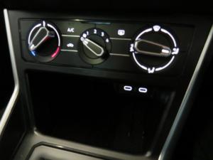 Volkswagen Polo 1.0 TSI Life - Image 13