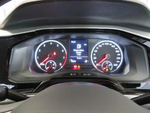 Volkswagen Polo 1.6 Life - Image 14