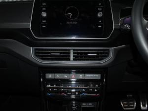 Volkswagen T-CROSS 1.0 TSI R-LINE DSG - Image 11