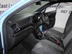 Volkswagen T-CROSS 1.0 TSI R-LINE DSG - Image 18