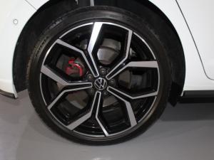 Volkswagen Polo 2.0 GTI DSG - Image 21