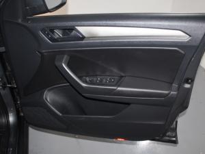 Volkswagen T-ROC 1.4 TSI Design Tiptronic - Image 15