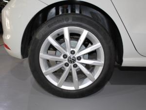 Volkswagen Polo Vivo 1.6 Style - Image 21