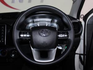 Toyota Hilux 2.4 GD-6 Raider 4X4 automaticD/C - Image 12