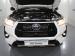Toyota Hilux 2.4 GD-6 Raider 4X4 automaticD/C - Thumbnail 23