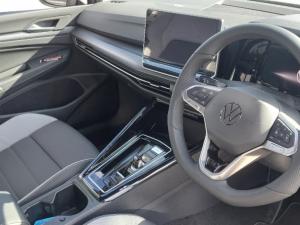 Volkswagen Golf 1.4 TSI R-LINE + Tiptronic - Image 9