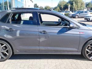 Volkswagen Polo 2.0 GTI DSG - Image 24