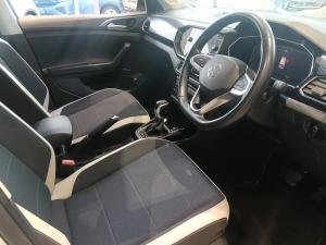 Volkswagen T-CROSS 1.0 TSI Highline DSG - Image 11
