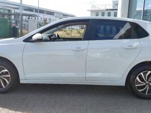Volkswagen Polo 1.0 TSI - Image 24