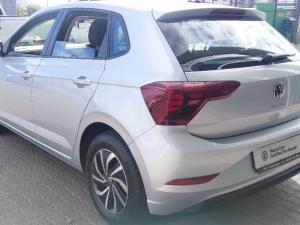 Volkswagen Polo 1.0 TSI - Image 4