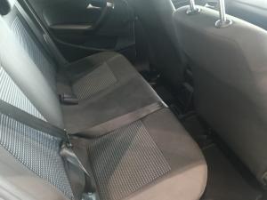 Volkswagen Polo Vivo 1.6 Comfortline TIP - Image 12