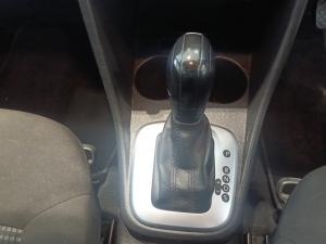 Volkswagen Polo Vivo 1.6 Comfortline TIP - Image 16