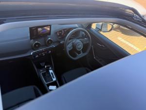 Audi Q2 35 Tfsi Urban Edition TIP - Image 11