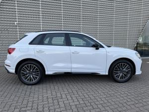 Audi Q3 35 Tfsi Stronic Black Edition - Image 3