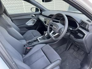 Audi Q3 35 Tfsi Stronic Black Edition - Image 8