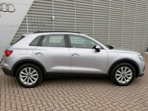 Audi Q3 35 Tfsi S Tronic - Image 3