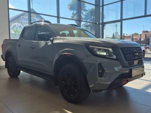 Nissan Navara 2.5DDTI PRO-2X automatic D/C - Image 1
