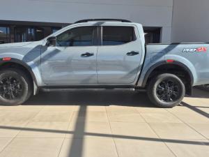 Nissan Navara 2.5DDTI PRO-2X automatic D/C - Image 8