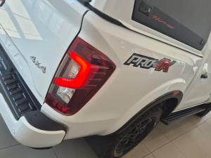 Nissan Navara 2.5DDTI PRO-4X 4X4 automatic D/C - Image 15