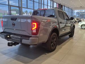 Nissan Navara 2.5DDTI PRO-2X automatic D/C - Image 2